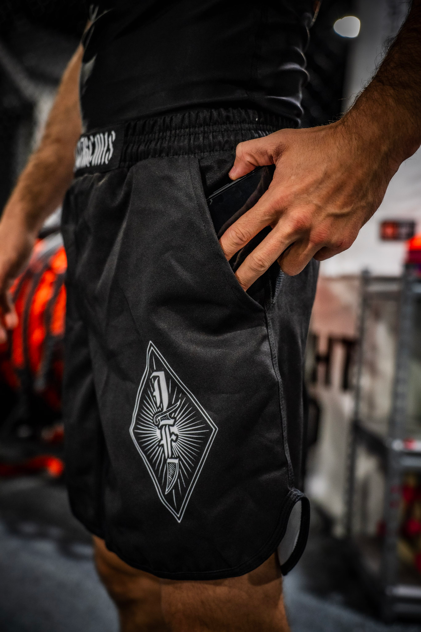 In Extremis Dagger Short
